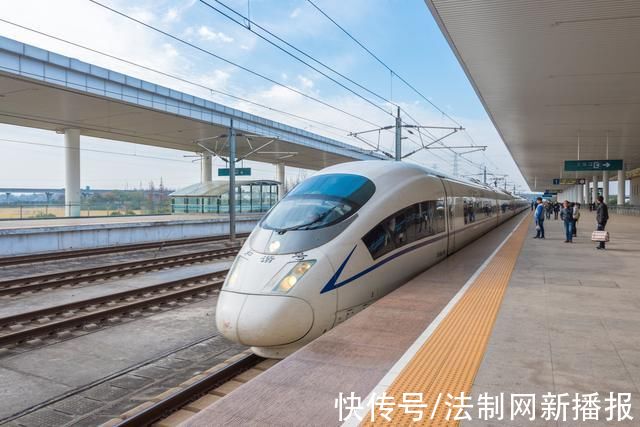国庆假期|10月来了，除了国庆假期，这些新变化关系到你的房子、车子和日常出行