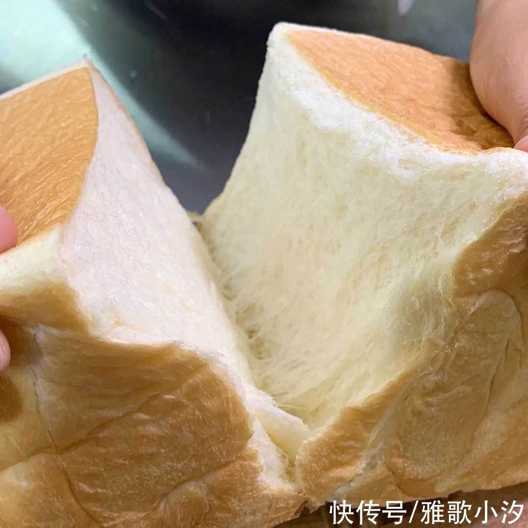 人人都夸好吃的“生吐司”，到底是生还是熟？为啥称之为生吐司？