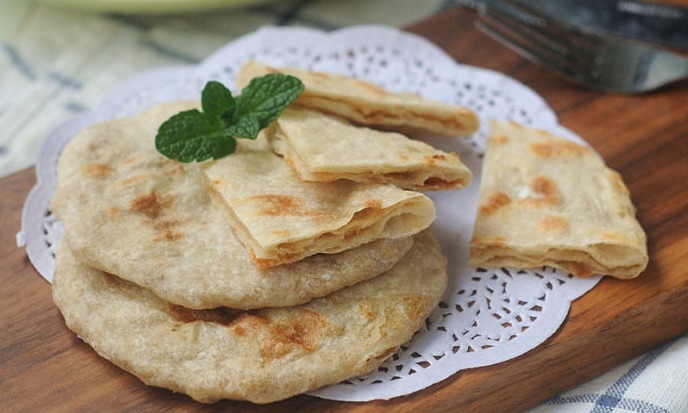 烙饼做好发硬多半是和面方式不对，教您正确做法，放凉都好吃