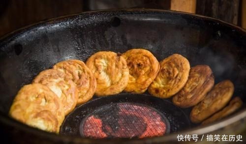 从北到南，中国公认最好吃的8种饼，你都吃过么！