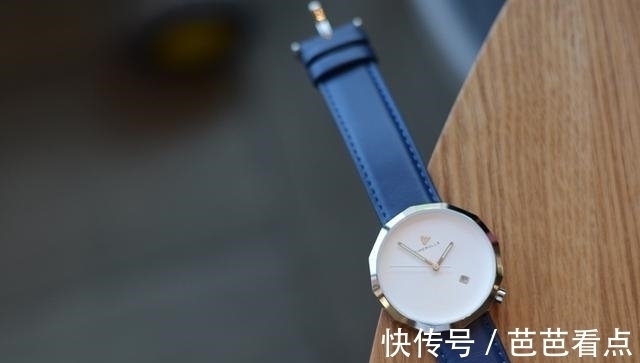 表冠 进口机芯+夜光显示,小米有品新上石英表,可男女混搭情侣用