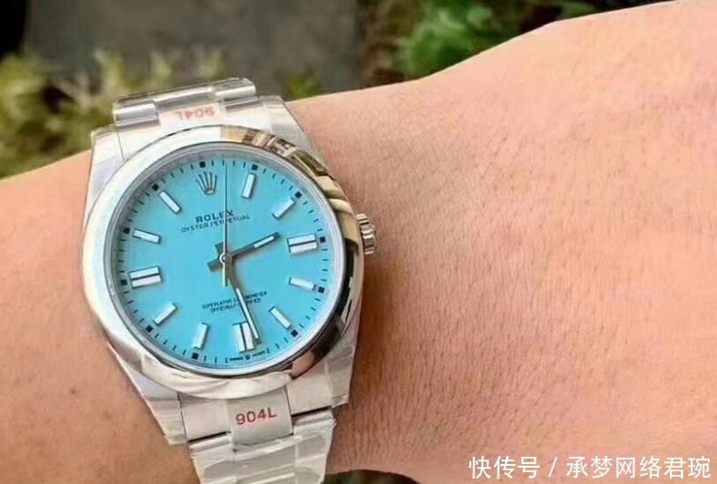情怀|三十来岁的年轻人，如果你有劳力士情怀，蚝式恒动来帮你