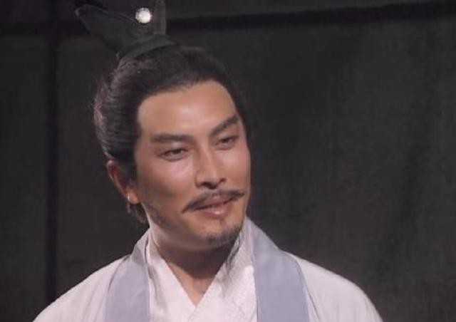 孔明|东吴有鲁肃榻上策,蜀国有孔明隆中对,曹魏有何相似的对策