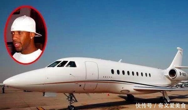 nb喬丹的飛機(jī)，詹姆斯的飛機(jī)，杜蘭特的飛機(jī)，沒有對(duì)比就沒有尷尬！