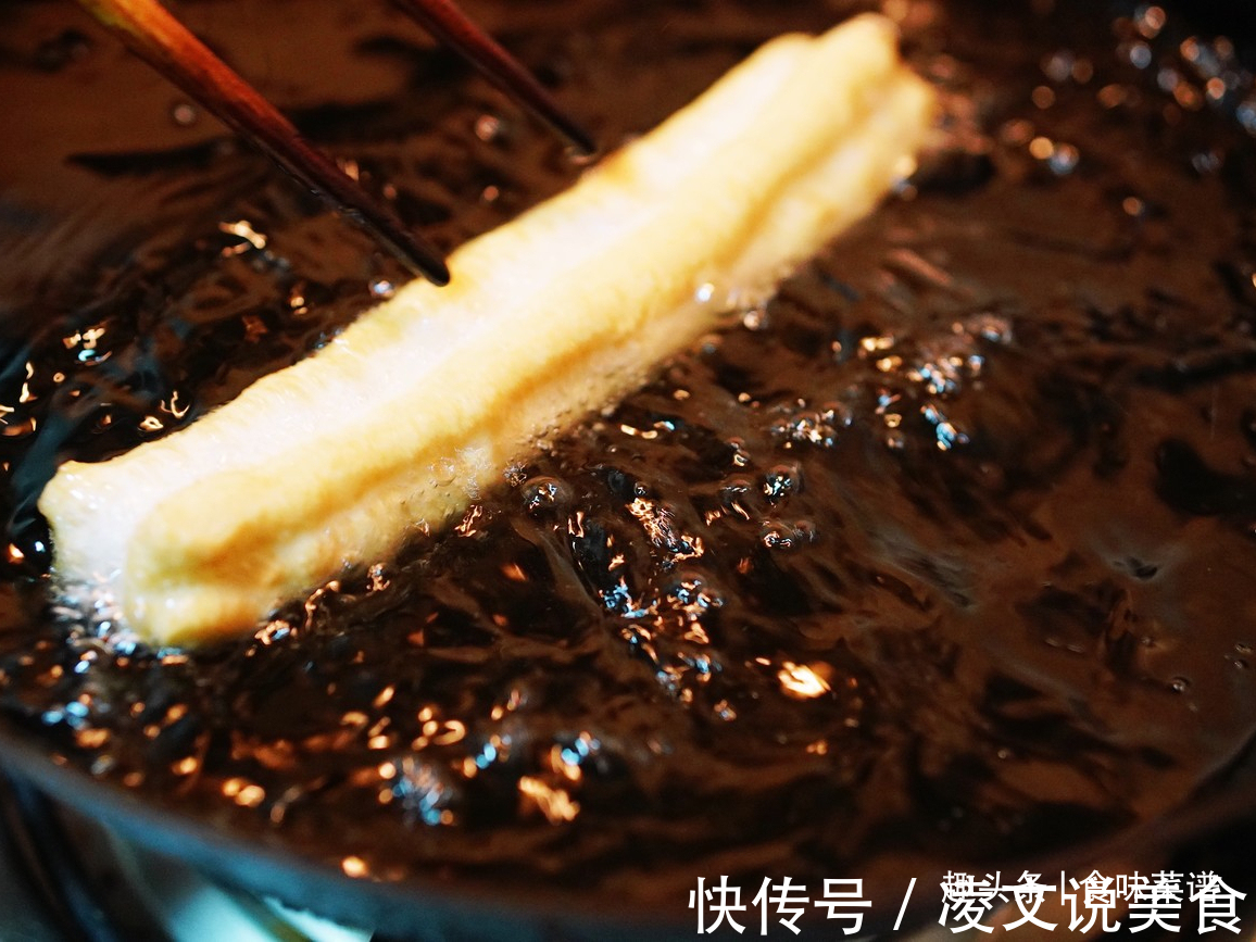 油条店的老配方，步骤简单，适合新手学，出锅蓬松酥脆，特别好吃