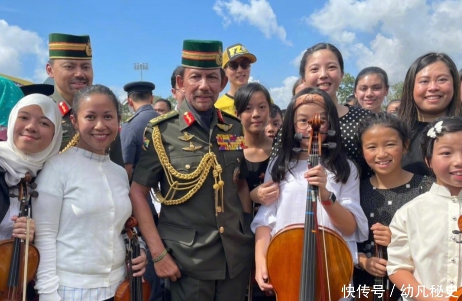 欧巴 《爸爸去哪儿》8年,多多拍话剧,石头帅成欧巴,她受到国王表扬