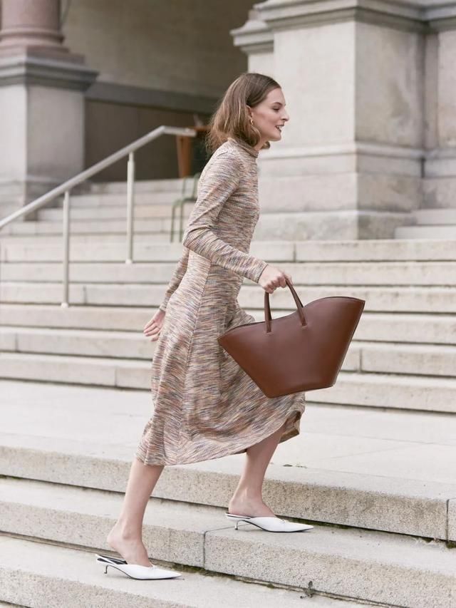 身高|身高不到160的女生，建议多穿这3双“显高鞋”，舒适百搭又不累脚