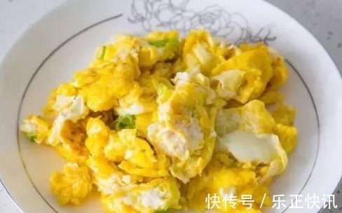 炒鸡蛋时，多加这一步，鸡蛋新鲜不易碎！吃了还想吃！