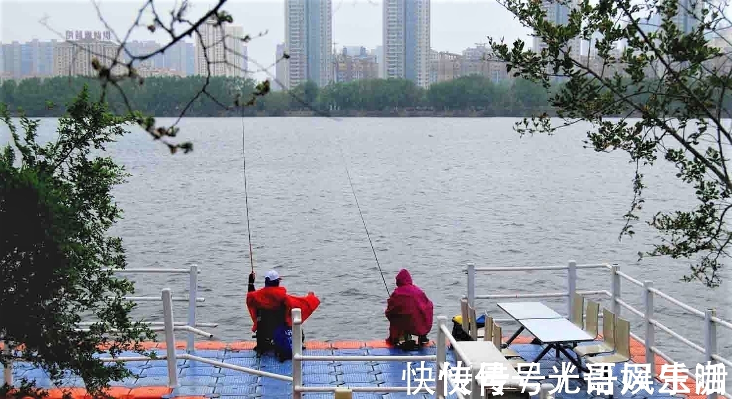 野钓|带钩调漂与不带钩调漂有何区别?哪种调钓更适合野钓?