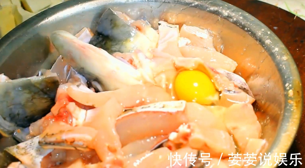 大厨教你麻辣豆腐鱼家常做法,入口满嘴麻辣鲜香,一次4斤吃不够