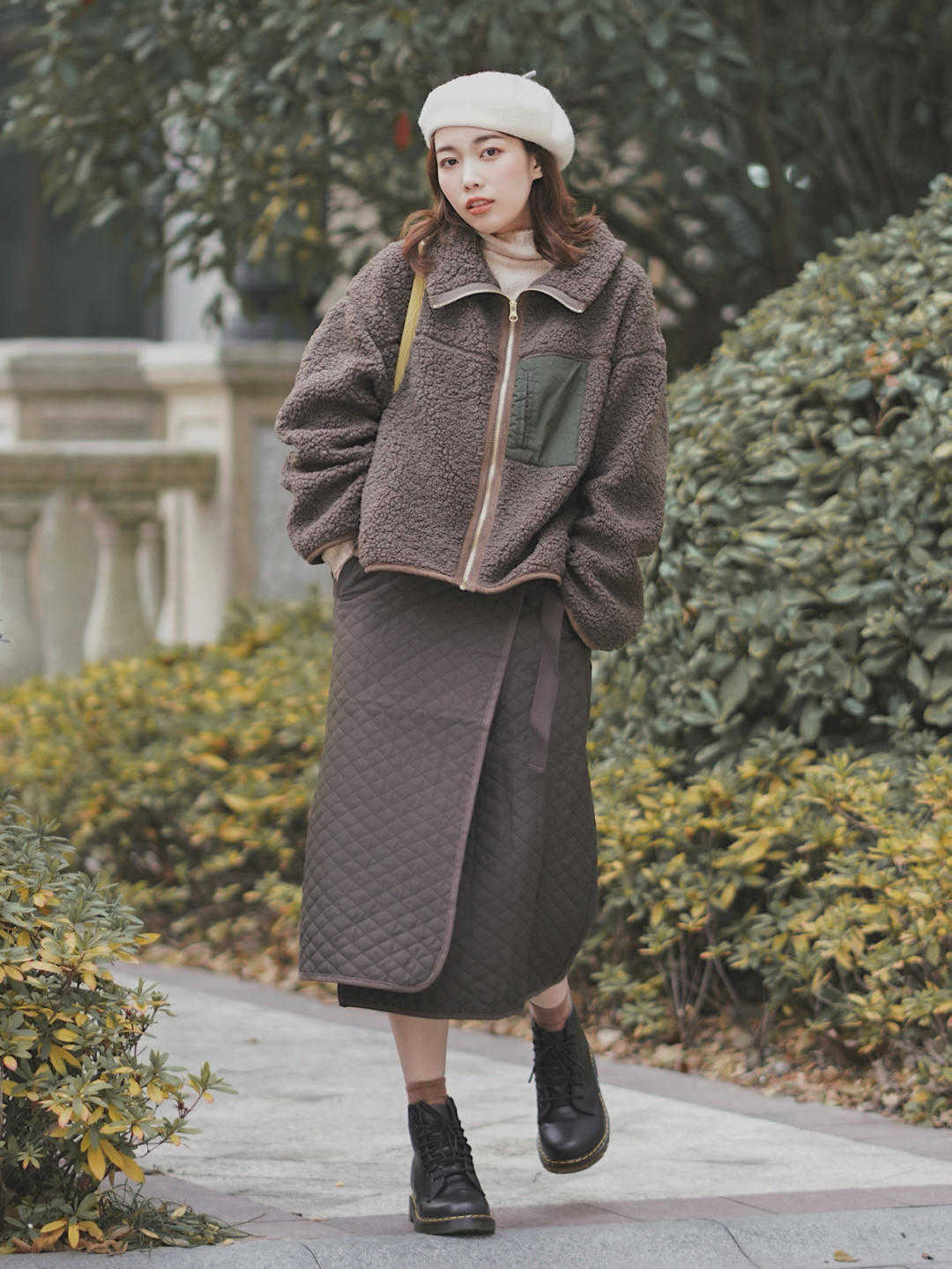 cp 寒冬一定穿半裙+靴子,不仅优雅时尚,有气质,让你遇见美好