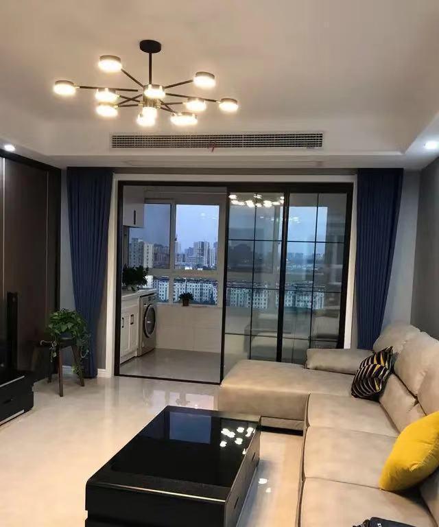 通透感|131平米新房花20万装修，进屋就被迷住，全屋简洁又大方，真心值