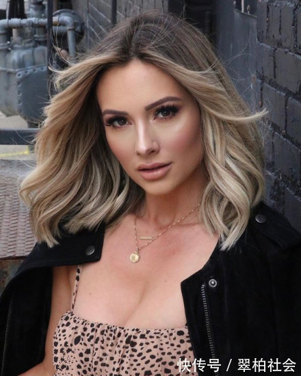 巨石强森|她曾是“比基尼小姐冠军”,体重130斤,这样的健身模特你喜欢吗