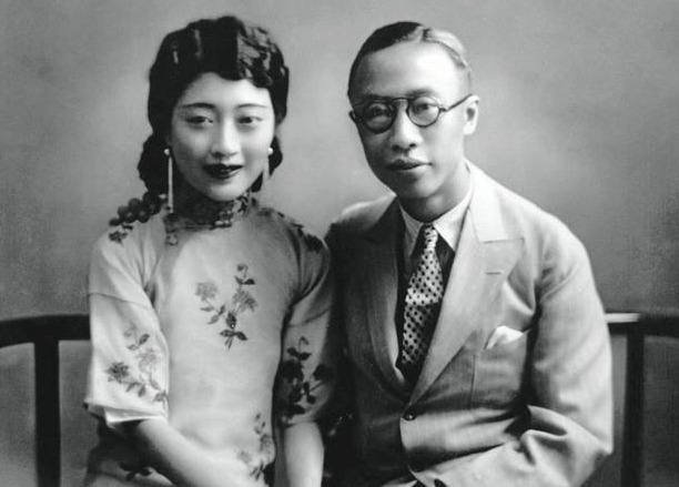 叩拜|溥仪晚年挤公交,一群人对他叩拜喊皇帝,他说了句话,化解了尴尬