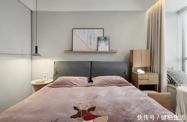 落地灯|89㎡现代简约，虽是小户型，在简洁舒适的布置下，也是温馨的家