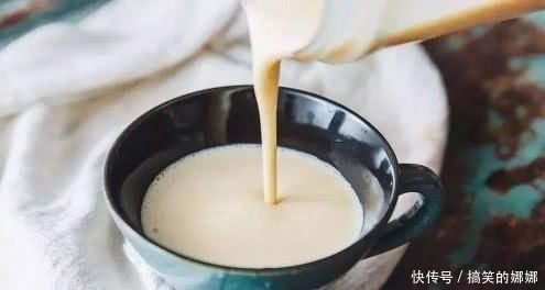 中国居民膳食指南|每天喝纯牛奶好还是喝酸奶好?你可能一直都搞错了,告诉你如何选