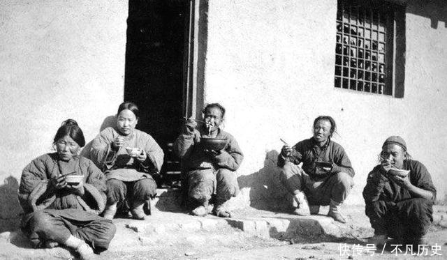 愤怒|一组晚清历史老照片,真实再现清末人文历史,最后一张令人愤怒