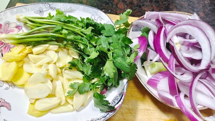 做辣椒油直接泼热油,直接加水都不对,大厨分享正确做法,好吃