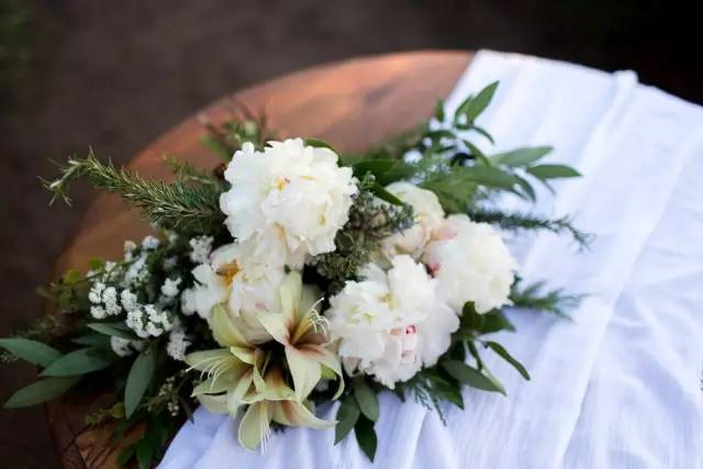 刘媛媛#读书的厚度,决定了人生的高度