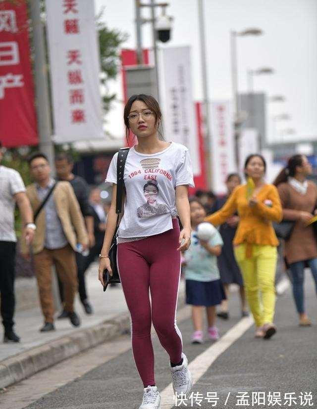 大长腿 用心穿搭打底裤,把女生烘托得亭亭玉立,怎么穿也不会崩溃