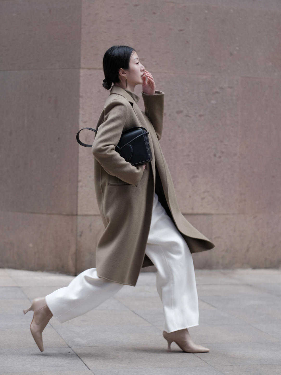 打底衫|这个冬季流行大衣配裤子,精神又气质,赶紧过来看看吧!