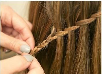 女生花式公主瀑布辫编发，一个人也编，无需求人