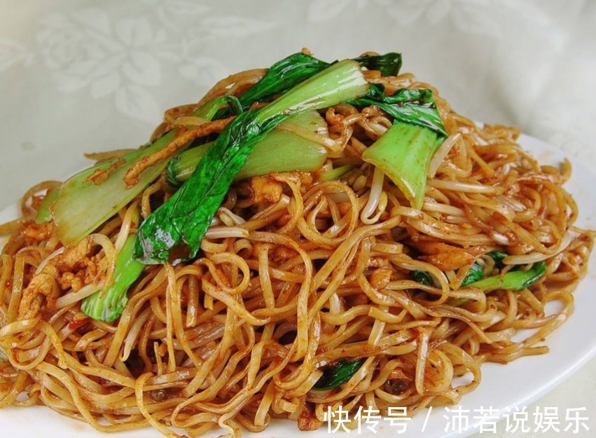 青菜|炒面的正确做法,不粘锅,根根分明,炒一大锅,大人小孩都爱吃