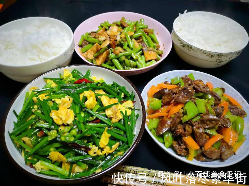 夏季|母子二人午餐,火爆朋友圈,网友节约从不缺席,精致也不会迟到