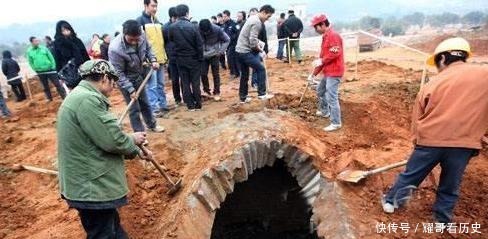 国家级|农民耕地发现西晋墓穴,专家抢救性发掘,出土国家级文物!