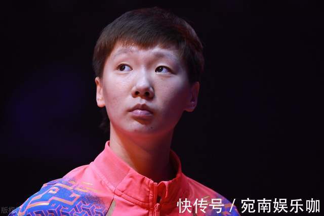 世乒赛|王曼昱为何惨败出局?邓亚萍说了句公道话,陈梦反击的机会来了