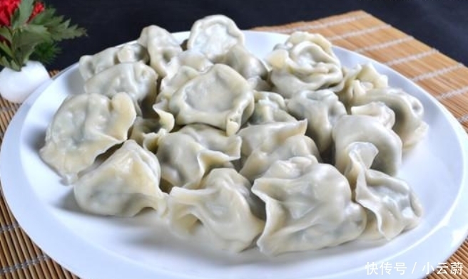 饺子|拌饺子馅，很多人不懂先放盐还是先放油，难怪饺子不好吃！