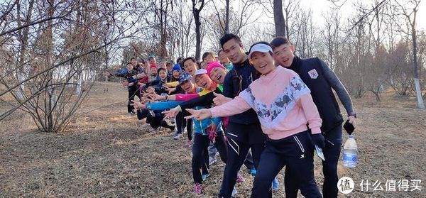 陪跑|蛋说无妨 篇二十:从夏日赤道红到冬日无极黑,R2陪跑一整年