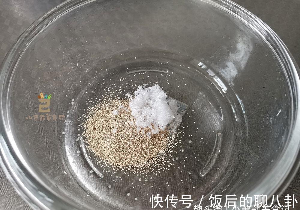 秋季天凉发面太慢,30年面点师:牢记“1放1窍门”,15分钟发满盆