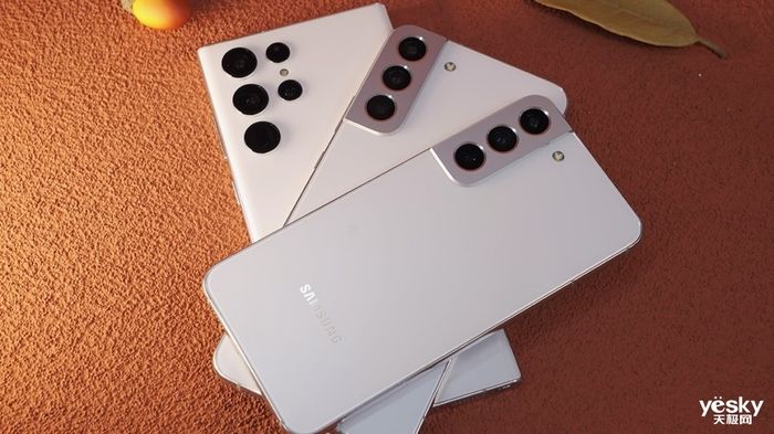 ultr“白天不懂夜的黑” 三星Galaxy S22 Ultra：我却更懂夜的美