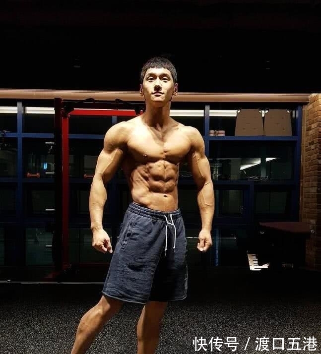漂亮|小伙仅2年就练出漂亮身材，被问是否打健体？却说只是玩玩而已