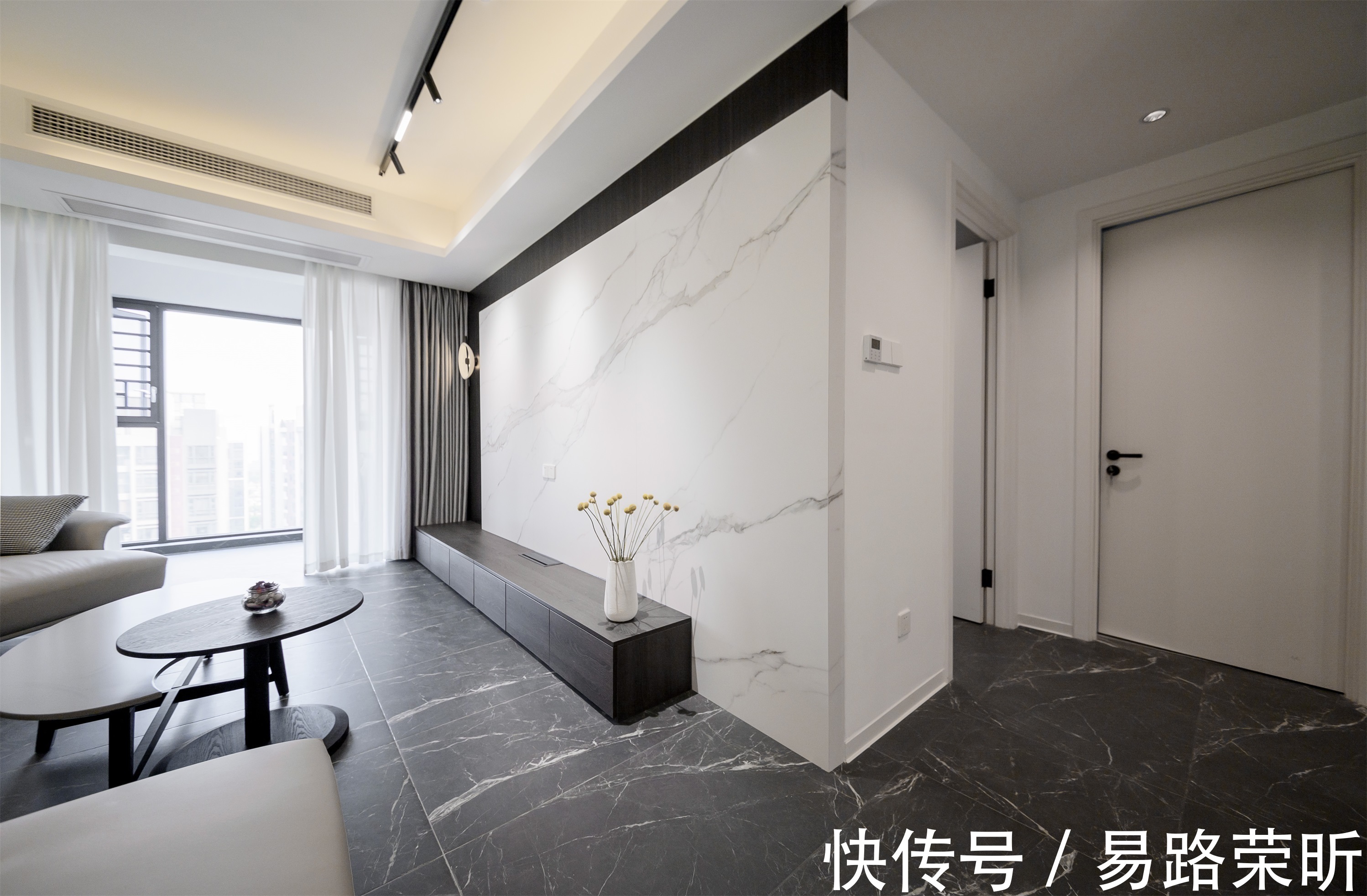 过道|家是温柔的避风港,寒夜归来时的一盏灯,是记忆里的温存,放不下的牵挂。