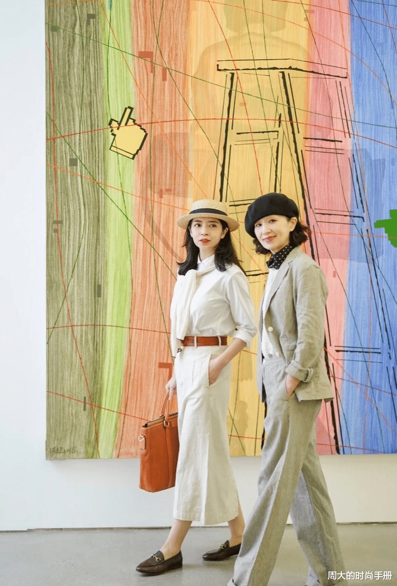 如何用穿搭来营造氛围感，四种节日聚会穿搭方式，不穿红色也能有节日感