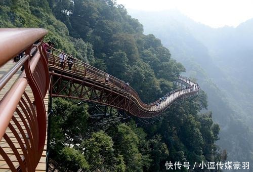 自古华山一条路，绝险的华山长空栈道，到底是何人所修？