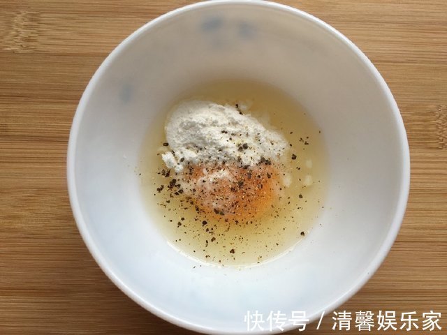 好吃|西红柿换个花样做，别提多好吃，10分钟搞定，一上桌就被抢光