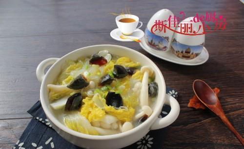 阿姨|50岁阿姨轻断食汤，低脂又饱腹，朋友圈火了，网友：不挨饿还能瘦