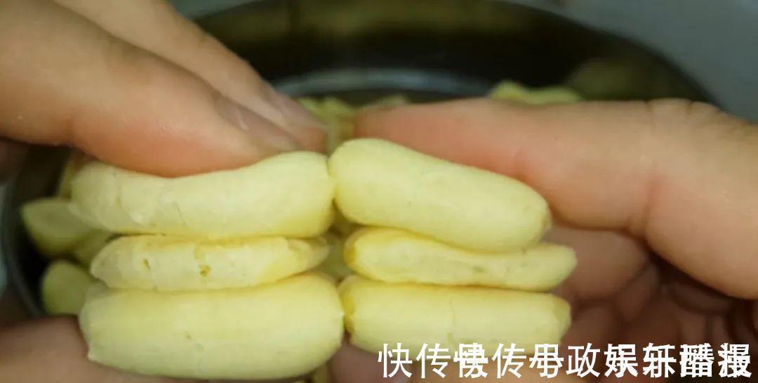 3个鸡蛋,1斤面粉,大刀一切,松软香甜不刷油,我家一周吃五次