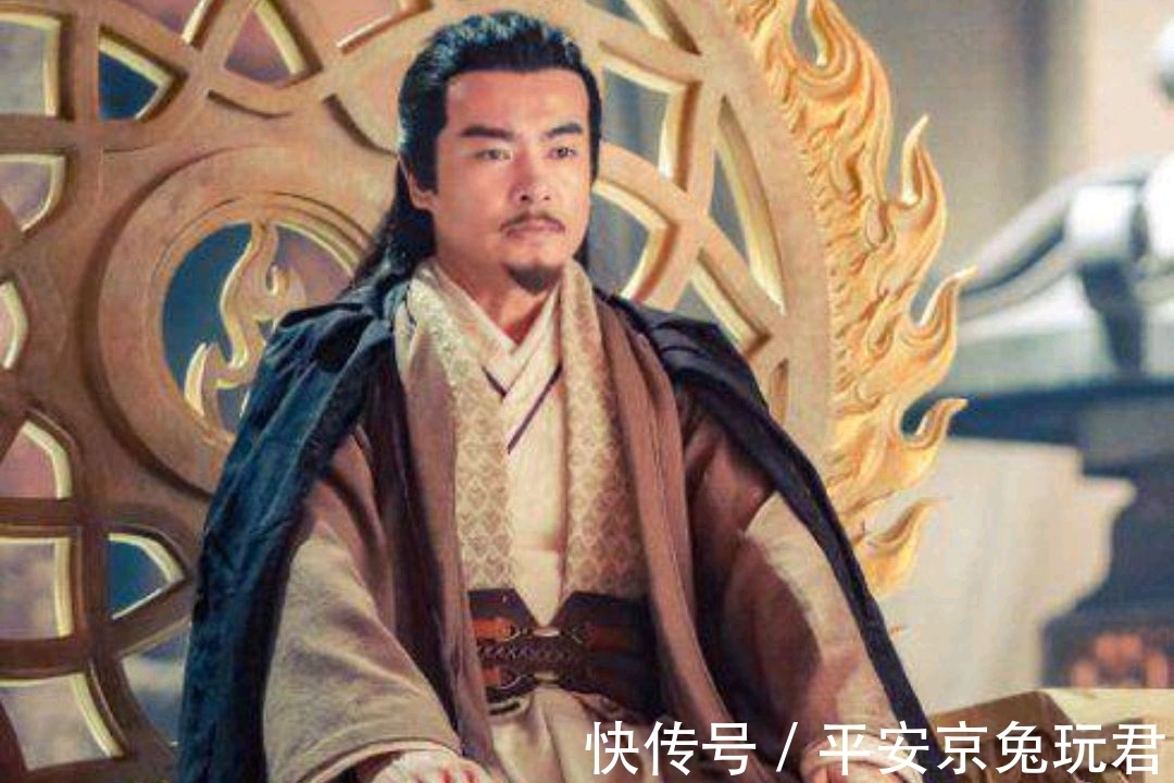 乾坤大挪移#阳顶天四层“乾坤大挪移”,打服江湖诸派,张无忌却打不过三渡