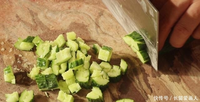 木耳|饭店的凉拌腐竹为啥好吃?原来多加了这两样配菜,清脆爽口又营养