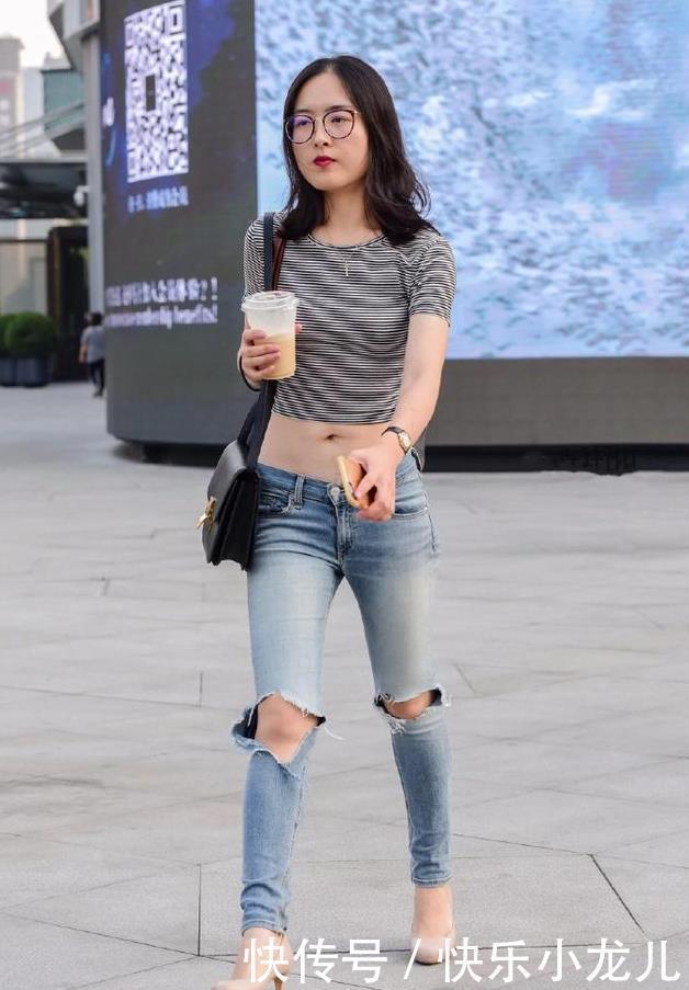 想法|看起来就让人舒服的美女,让人心里有点想法,完美展现性感的一面