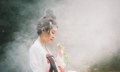 公元|一介穷书生,皇帝做媒终成姻缘,还凭借一首诗青云直上