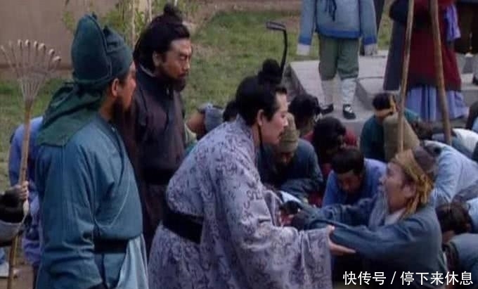 《三国演义》中有一千多个人物,虚构出来的有多少?