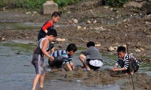 师父 像黄磊教张艺兴开拖拉机一样教孩子!什么是好的教育?这里有答案