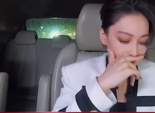 张馨予四公淘汰,给老公打电话哭化妆,何捷说的话堪称情话模板