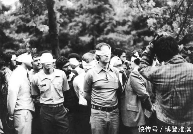 伊朗人质事件中,每个人质获得了多少赔偿?