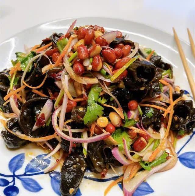 红蘑|看了佟大为的晒餐,网友们赞叹不已:这东北风味,咋那么想吃呢?